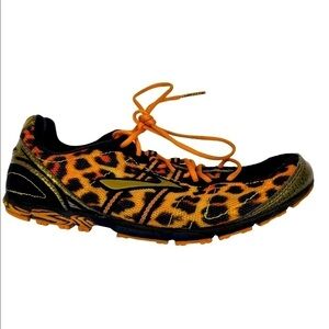 BROOKS Leopard Mach Speed Demon Track Spikes